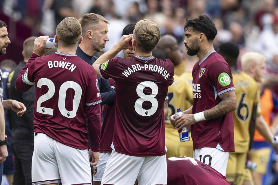 西甲裁判报告：皇马3人被罚下，卡雷拉斯、卡瓦哈尔怒斥裁判