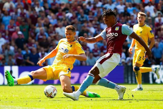 托蒂称赞穆里尼奥：绝对的顶级教练No.1，他为罗马带来冠军